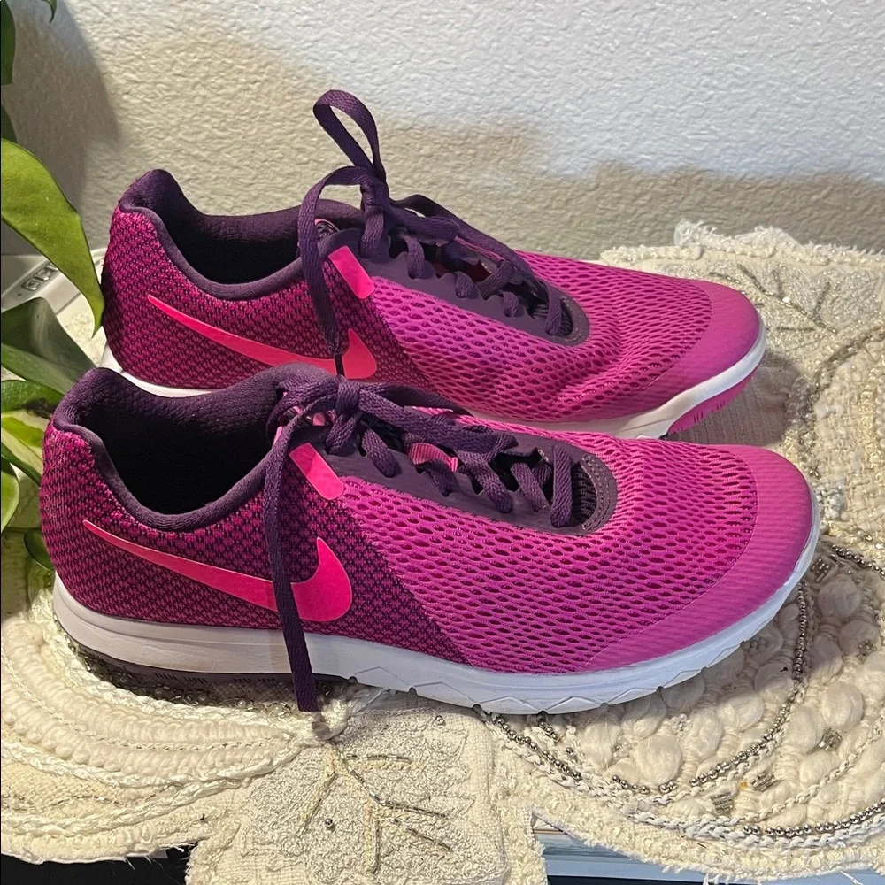 EUC Nike Flex Experience RN 6 Women's